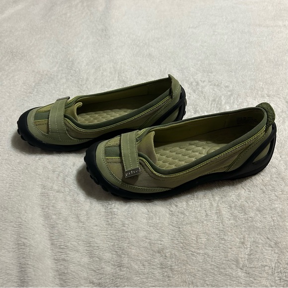 Privo Shoes - Privo Flats Size 5M